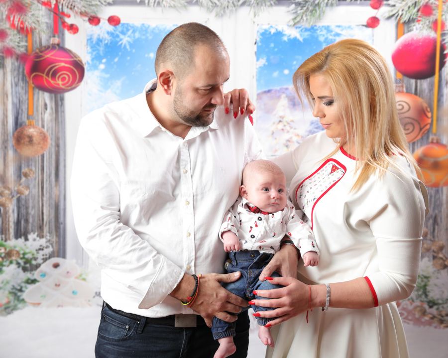 Семейна Коледна фотосесия