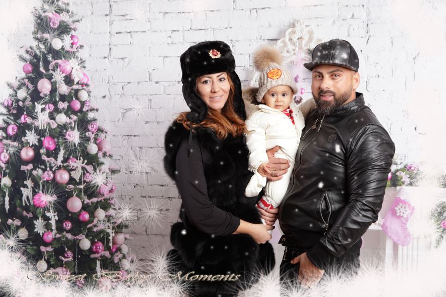 Семейна Коледна фотосесия